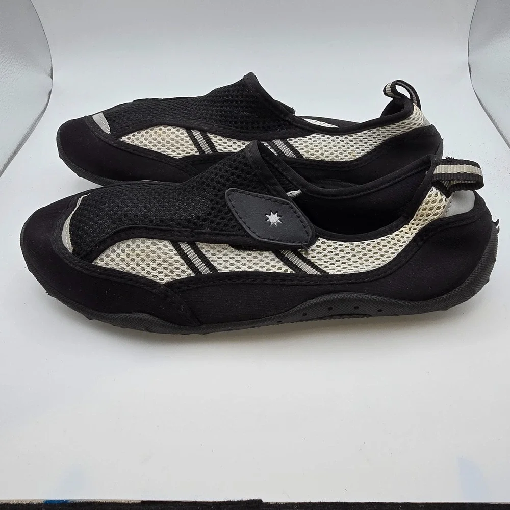 Sand n Sun Drift Large 7/8 Water Shoes Black White Beach Swim Quick-Dry Comfort